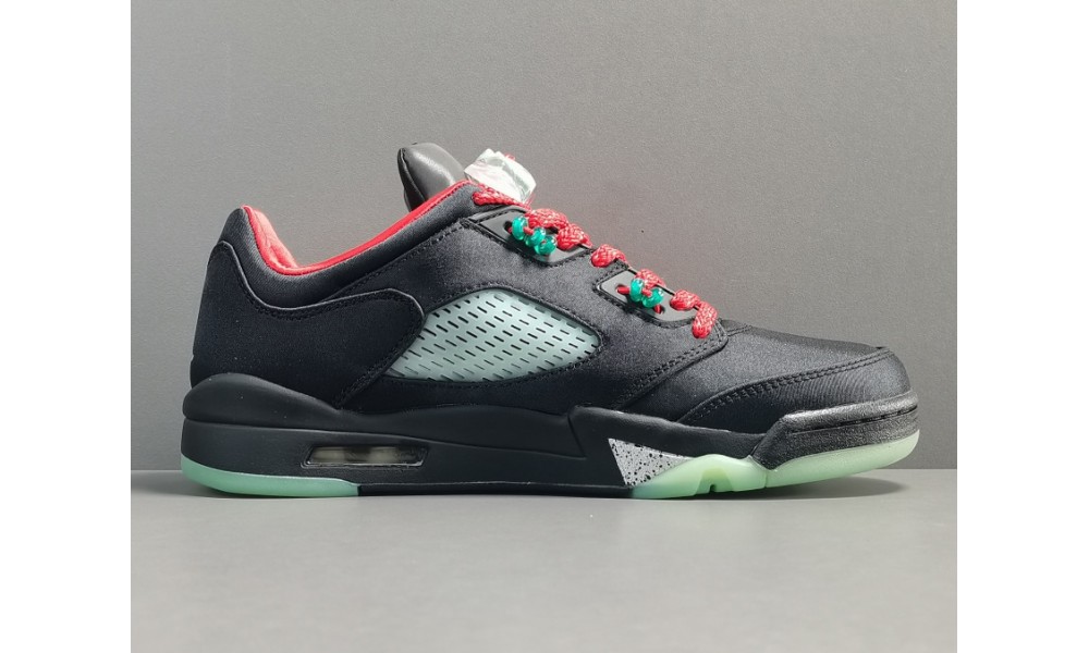 Bred deals 5 low